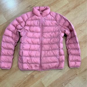 Uniqlo Kids Light Pink Puffer Jacket (no hood). Used once. Excellent condition.
